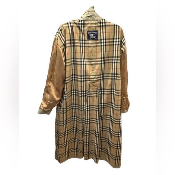 Vintage Burberry Classic Beige Trench Coat size 40 runs big XL - Picture 6 of 16